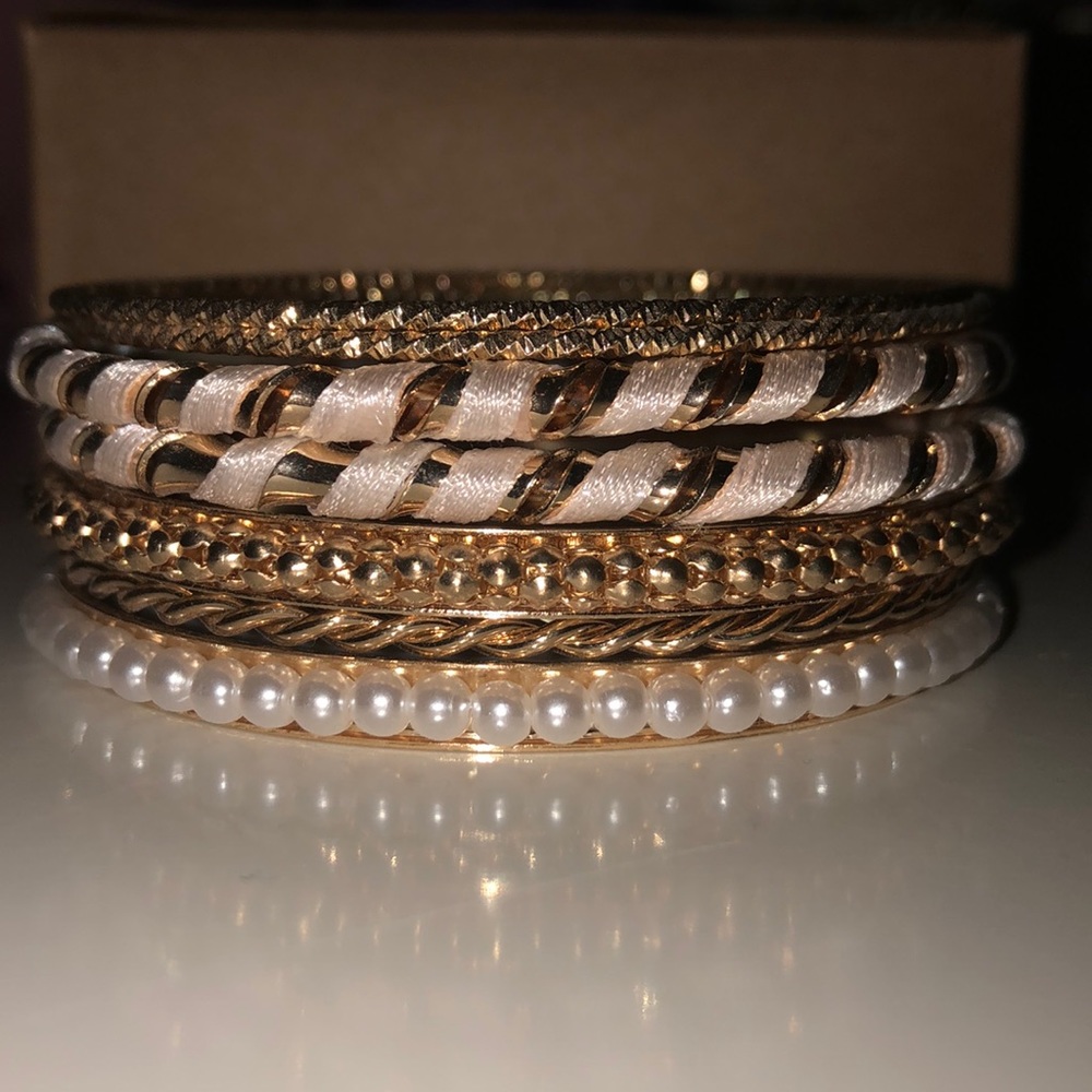 Bangle bracelet set